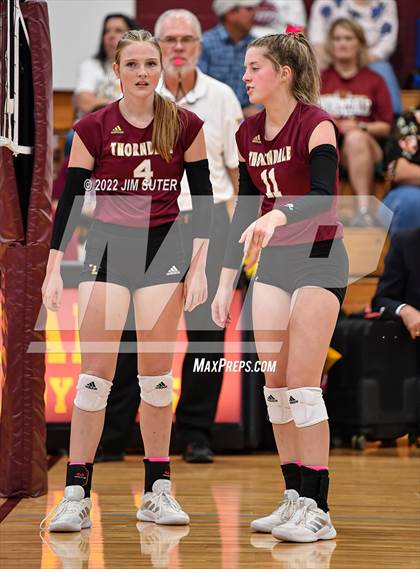 Thumbnail 2 in Thorndale vs Thrall photogallery.