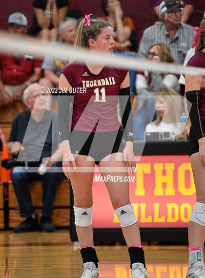 Thumbnail 2 in Thorndale vs Thrall photogallery.