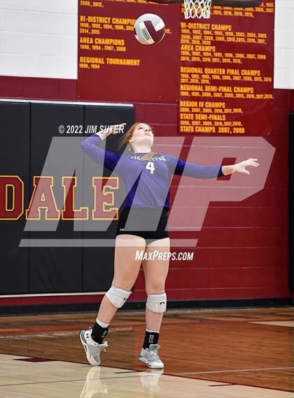 Thumbnail 2 in Thorndale vs Thrall photogallery.