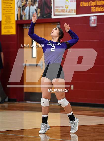 Thumbnail 1 in Thorndale vs Thrall photogallery.