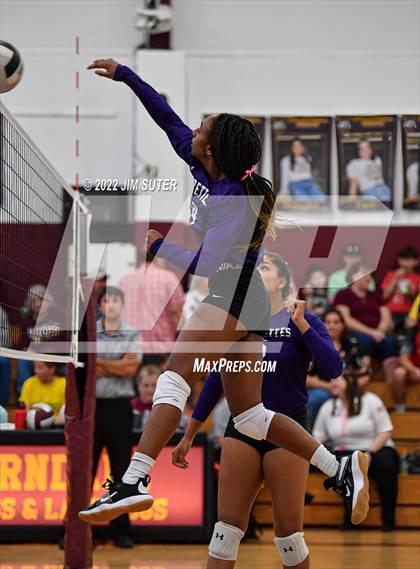 Thumbnail 2 in Thorndale vs Thrall photogallery.