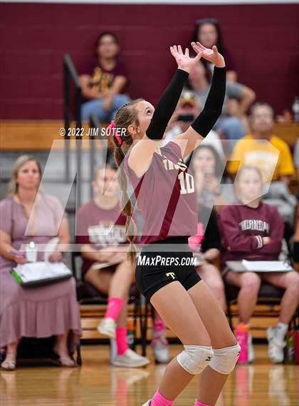 Thumbnail 3 in Thorndale vs Thrall photogallery.