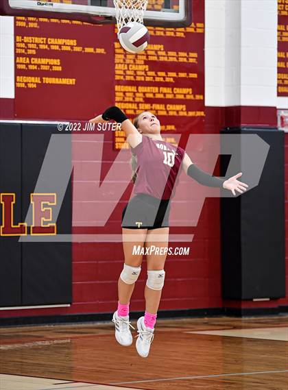 Thumbnail 3 in Thorndale vs Thrall photogallery.