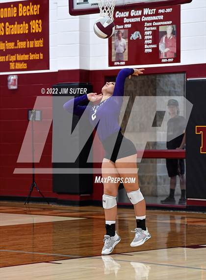 Thumbnail 2 in Thorndale vs Thrall photogallery.