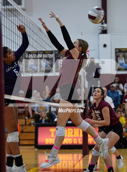 Thumbnail 3 in Thorndale vs Thrall photogallery.