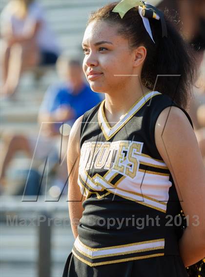 Thumbnail 3 in Saugus @ Calabasas photogallery.