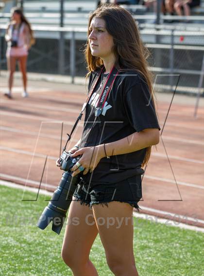 Thumbnail 2 in Saugus @ Calabasas photogallery.