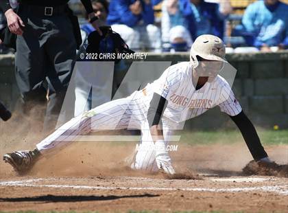 Thumbnail 2 in W.T. White vs Turner photogallery.