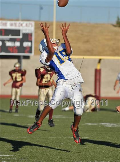 Thumbnail 3 in Del Campo @ Whitney photogallery.
