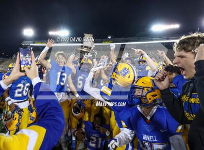 Thumbnail 3 in Howell vs. Fort Osage (MSHSAA Class 5 Championship) photogallery.