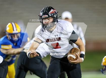 Thumbnail 2 in Howell vs. Fort Osage (MSHSAA Class 5 Championship) photogallery.