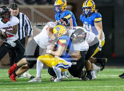 Thumbnail 3 in Howell vs. Fort Osage (MSHSAA Class 5 Championship) photogallery.