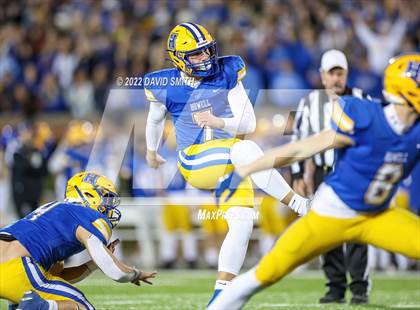 Thumbnail 1 in Howell vs. Fort Osage (MSHSAA Class 5 Championship) photogallery.