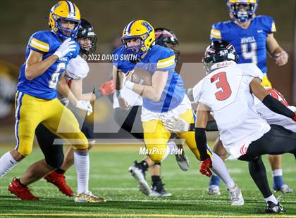 Thumbnail 3 in Howell vs. Fort Osage (MSHSAA Class 5 Championship) photogallery.
