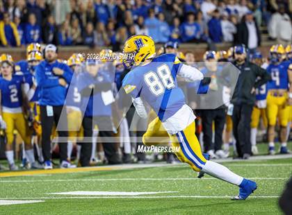 Thumbnail 1 in Howell vs. Fort Osage (MSHSAA Class 5 Championship) photogallery.