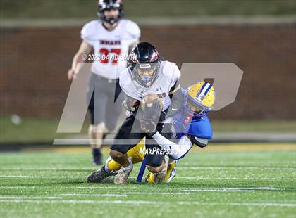 Thumbnail 1 in Howell vs. Fort Osage (MSHSAA Class 5 Championship) photogallery.