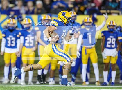 Thumbnail 2 in Howell vs. Fort Osage (MSHSAA Class 5 Championship) photogallery.