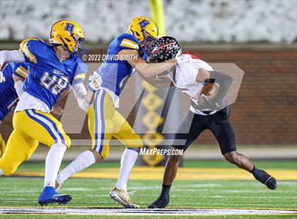 Thumbnail 3 in Howell vs. Fort Osage (MSHSAA Class 5 Championship) photogallery.