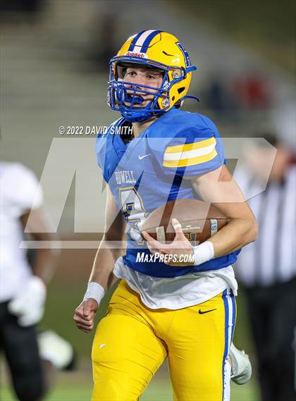 Thumbnail 3 in Howell vs. Fort Osage (MSHSAA Class 5 Championship) photogallery.