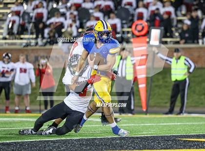Thumbnail 2 in Howell vs. Fort Osage (MSHSAA Class 5 Championship) photogallery.