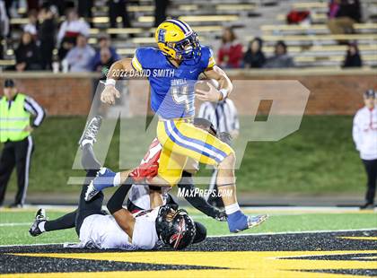 Thumbnail 1 in Howell vs. Fort Osage (MSHSAA Class 5 Championship) photogallery.