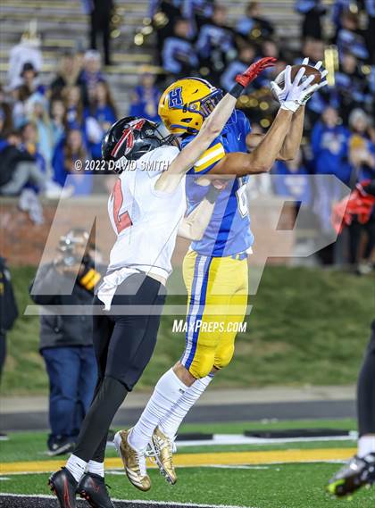 Thumbnail 3 in Howell vs. Fort Osage (MSHSAA Class 5 Championship) photogallery.