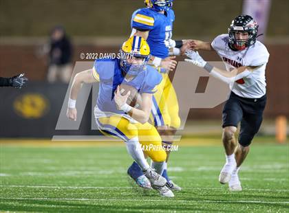 Thumbnail 3 in Howell vs. Fort Osage (MSHSAA Class 5 Championship) photogallery.