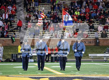 Thumbnail 3 in Howell vs. Fort Osage (MSHSAA Class 5 Championship) photogallery.