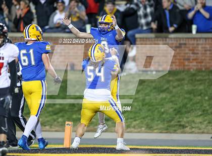 Thumbnail 2 in Howell vs. Fort Osage (MSHSAA Class 5 Championship) photogallery.
