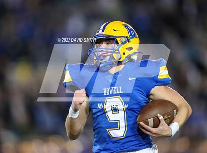 Thumbnail 3 in Howell vs. Fort Osage (MSHSAA Class 5 Championship) photogallery.