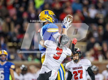 Thumbnail 1 in Howell vs. Fort Osage (MSHSAA Class 5 Championship) photogallery.