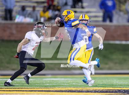 Thumbnail 1 in Howell vs. Fort Osage (MSHSAA Class 5 Championship) photogallery.