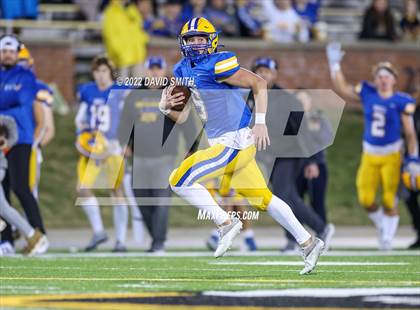 Thumbnail 2 in Howell vs. Fort Osage (MSHSAA Class 5 Championship) photogallery.