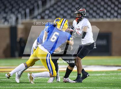 Thumbnail 2 in Howell vs. Fort Osage (MSHSAA Class 5 Championship) photogallery.
