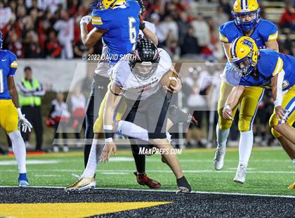Thumbnail 1 in Howell vs. Fort Osage (MSHSAA Class 5 Championship) photogallery.