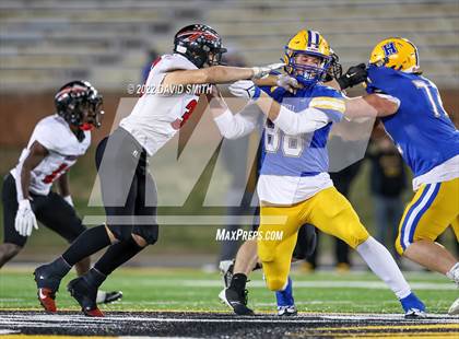 Thumbnail 2 in Howell vs. Fort Osage (MSHSAA Class 5 Championship) photogallery.