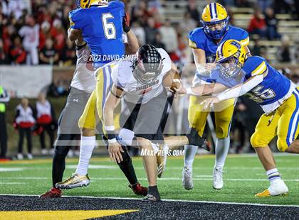 Thumbnail 2 in Howell vs. Fort Osage (MSHSAA Class 5 Championship) photogallery.