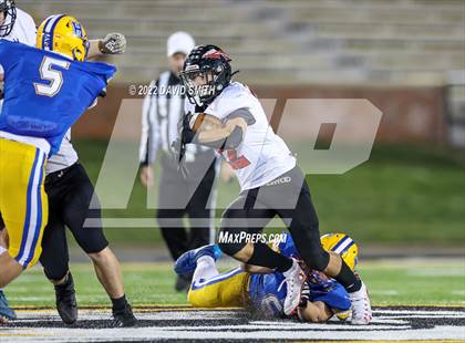Thumbnail 1 in Howell vs. Fort Osage (MSHSAA Class 5 Championship) photogallery.
