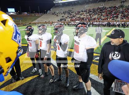 Thumbnail 3 in Howell vs. Fort Osage (MSHSAA Class 5 Championship) photogallery.