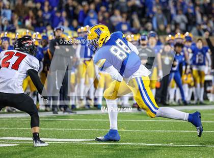 Thumbnail 3 in Howell vs. Fort Osage (MSHSAA Class 5 Championship) photogallery.