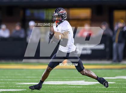 Thumbnail 1 in Howell vs. Fort Osage (MSHSAA Class 5 Championship) photogallery.