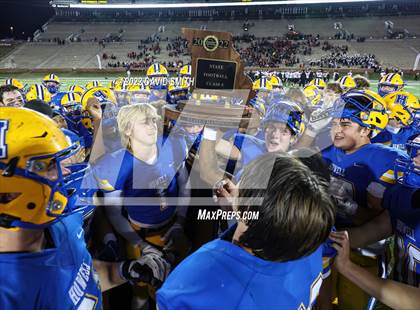 Thumbnail 2 in Howell vs. Fort Osage (MSHSAA Class 5 Championship) photogallery.