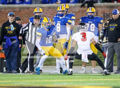 Thumbnail 1 in Howell vs. Fort Osage (MSHSAA Class 5 Championship) photogallery.