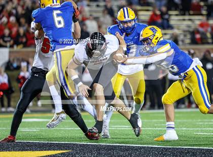 Thumbnail 1 in Howell vs. Fort Osage (MSHSAA Class 5 Championship) photogallery.