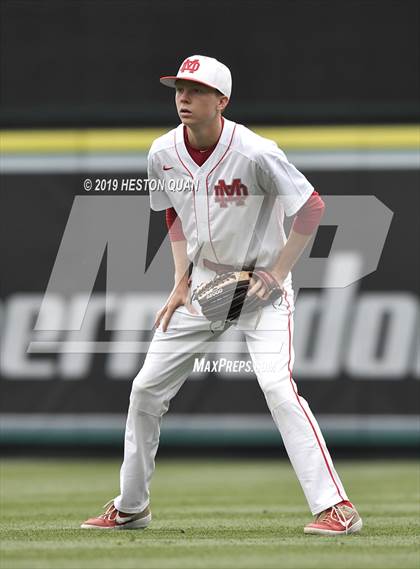 Thumbnail 2 in Tustin vs. Mater Dei photogallery.