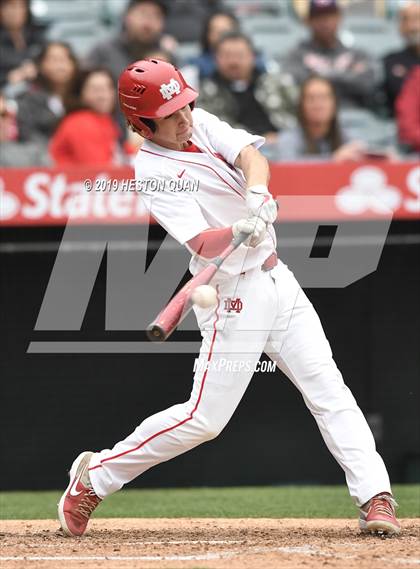 Thumbnail 1 in Tustin vs. Mater Dei photogallery.