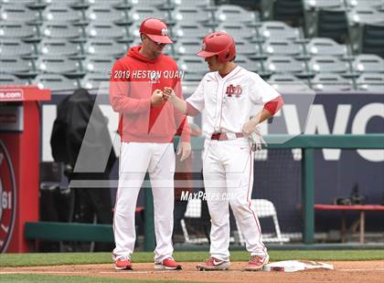 Thumbnail 1 in Tustin vs. Mater Dei photogallery.
