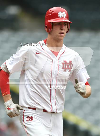Thumbnail 2 in Tustin vs. Mater Dei photogallery.