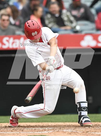 Thumbnail 2 in Tustin vs. Mater Dei photogallery.