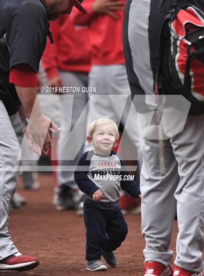 Thumbnail 1 in Tustin vs. Mater Dei photogallery.